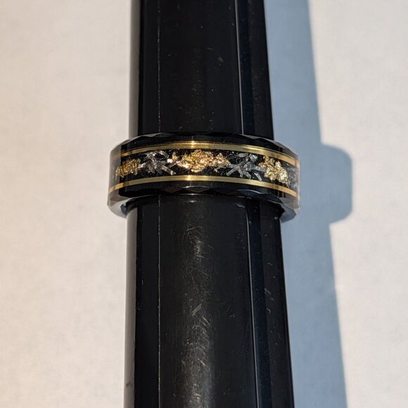 Black Tungsten Ring with Gold Leaf Meteorite Inlay Size 11 - Picture 4 of 10